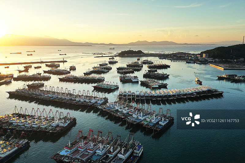 暮光氤氲+广东省阳江市江城区海陵岛蒲鱼洲湾图片素材