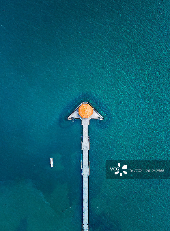 俯瞰青岛栈桥图片素材