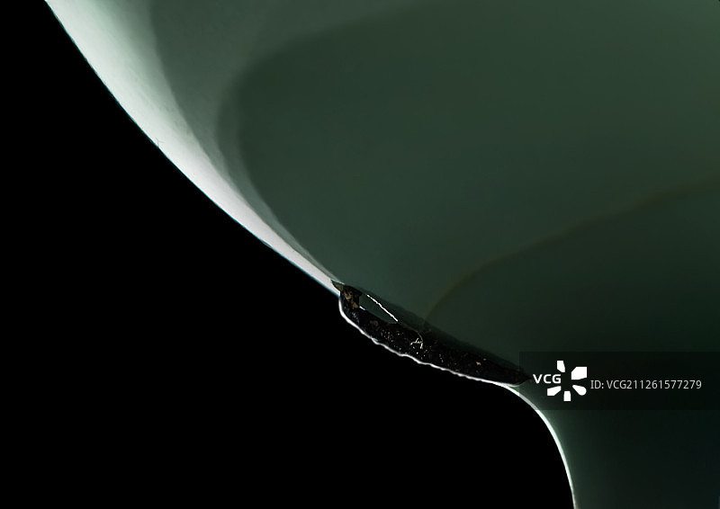 马蝗绊 蚂蟥绊龙泉窑青瓷碗， 天下龙泉，南宋，东京国立博物馆图片素材