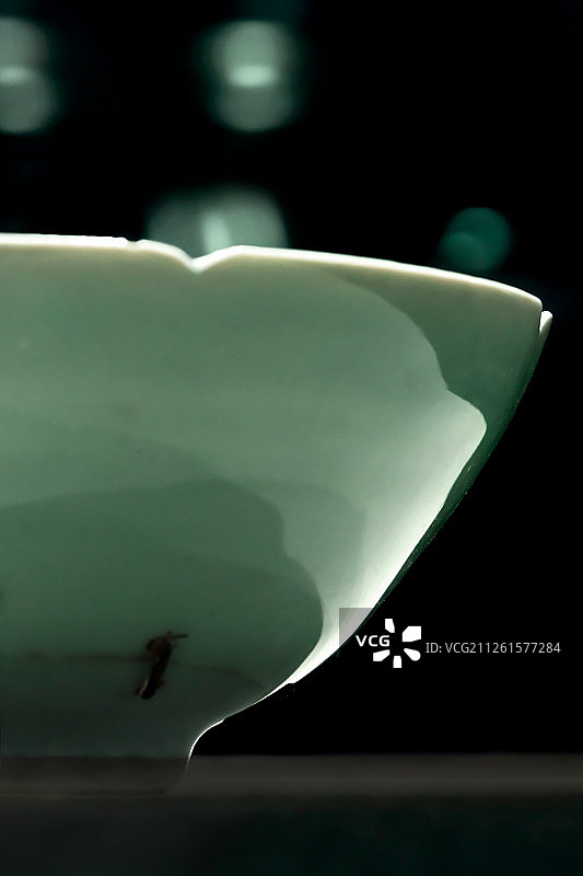 马蝗绊 蚂蟥绊龙泉窑青瓷碗， 天下龙泉，南宋，东京国立博物馆图片素材