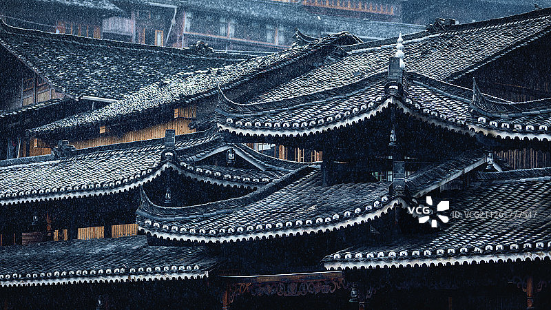 雨中的黛瓦——黔东南西江千户苗寨图片素材