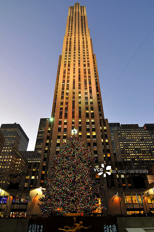 纽约曼哈顿 洛克菲勒大厦的圣诞树图片素材