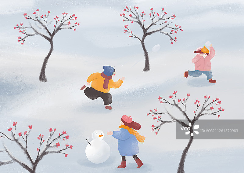 活泼的儿童在冬天的雪地上打雪仗、堆雪人图片素材