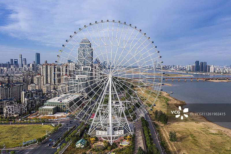 南昌市 南昌之星摩天轮 航拍图片素材