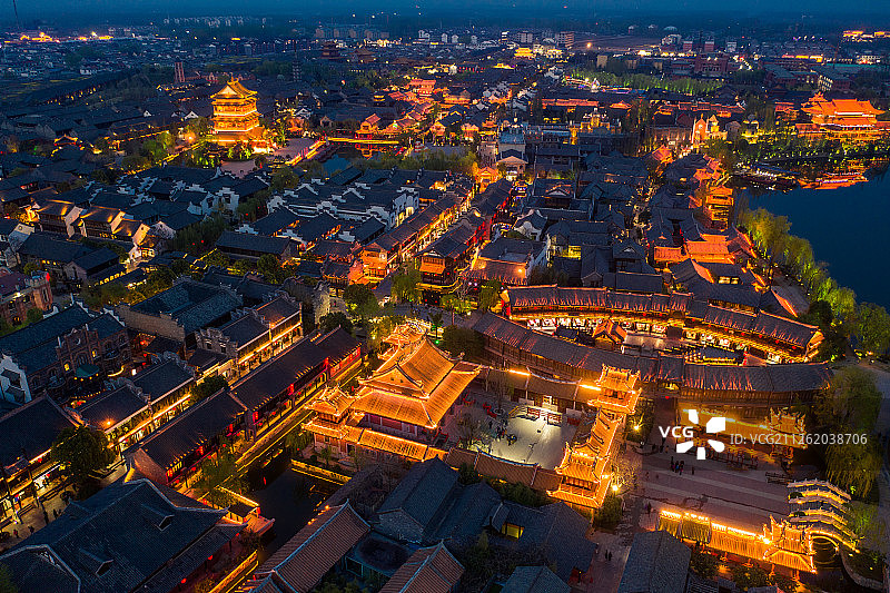 山东省枣庄市台儿庄古城夜景航拍图片素材