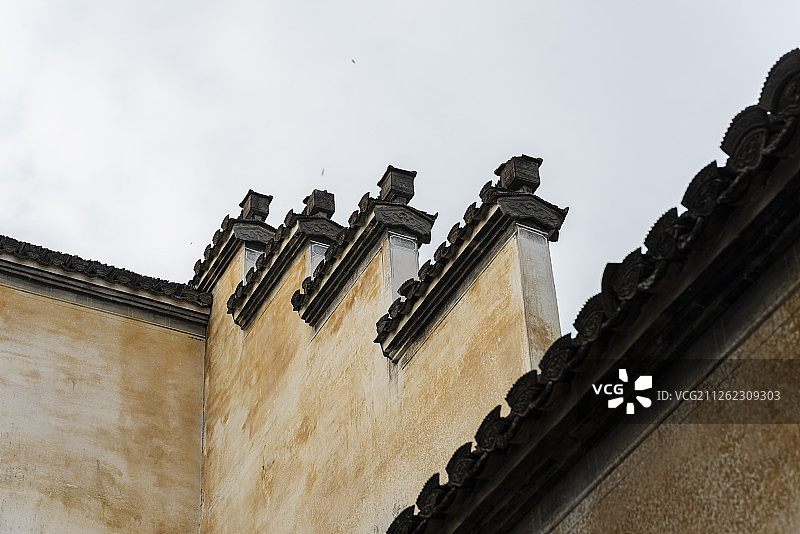 安徽省歙县徽商大宅院里的明清徽派建筑艺术景观图片素材