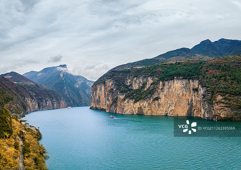 航拍长江三峡瞿塘峡夔门图片素材