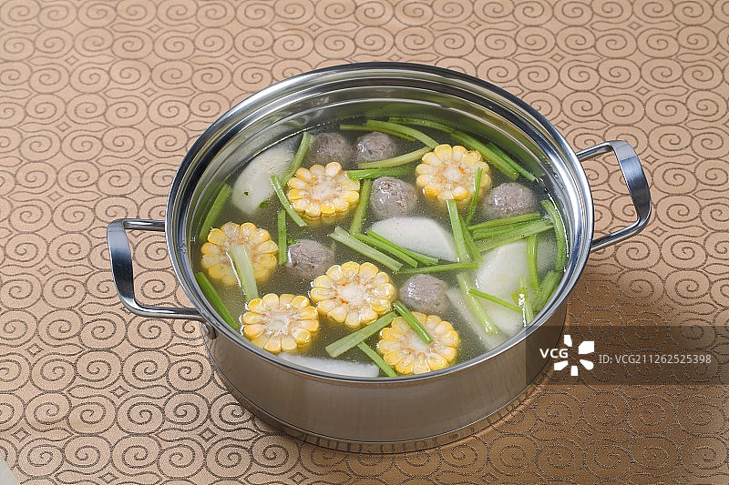 清汤牛肉丸火锅底图片素材