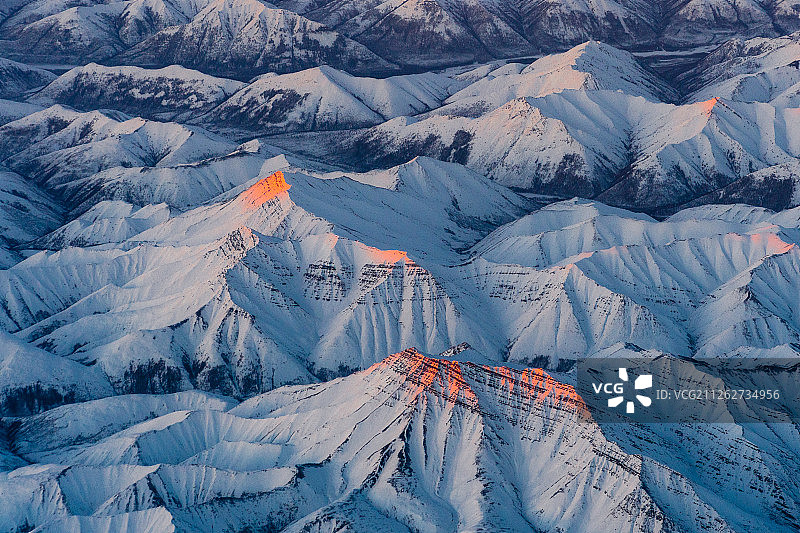 雪原日出自然风光图片素材