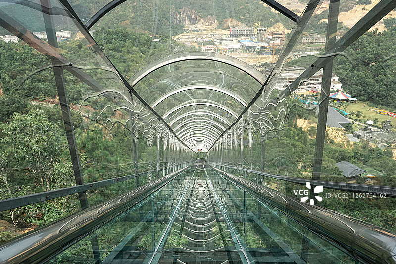 玻璃滑道图片素材