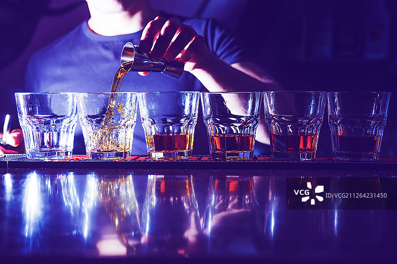 夜总会酒吧特写威士忌图片素材