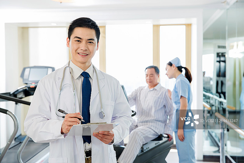 医务工作者和患者图片素材