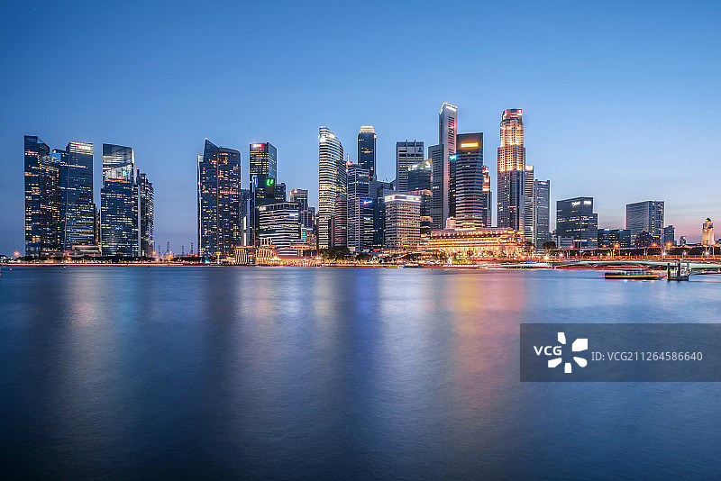 新加坡城市建筑夜景图片素材