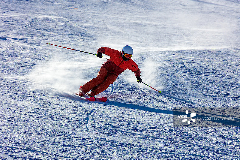 河北省张家口崇礼滑雪场滑雪图片素材