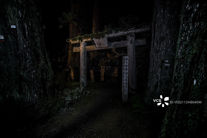 日本高野山奥之院图片素材