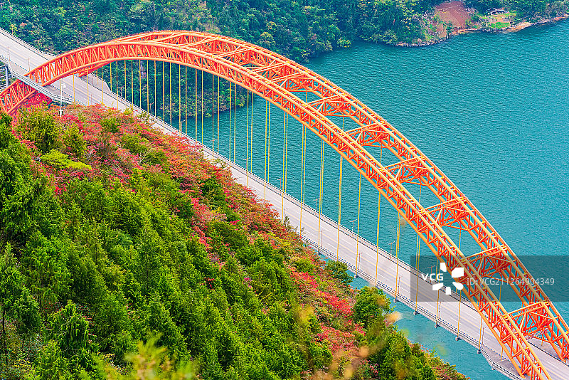 俯瞰重庆巫山长江大桥图片素材