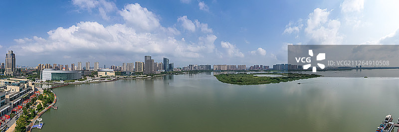 无锡宜兴城市天际线图片素材