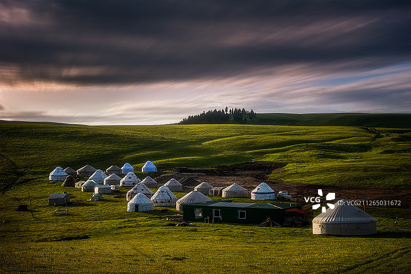 炊烟即将升起图片素材