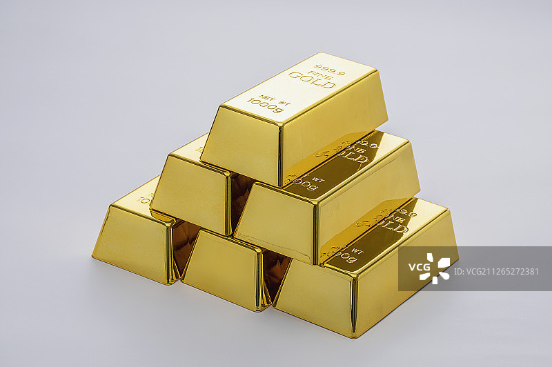 很多金块堆栈在一起图片素材