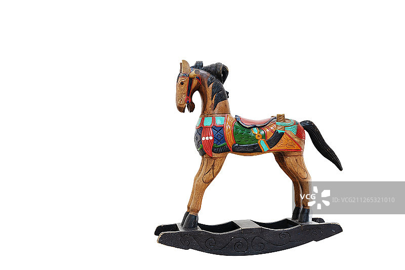 白色背景的彩色木马带路径通道图片素材