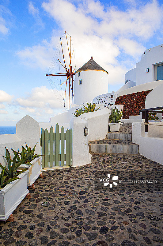 希腊圣托里尼的阶梯道路图片素材