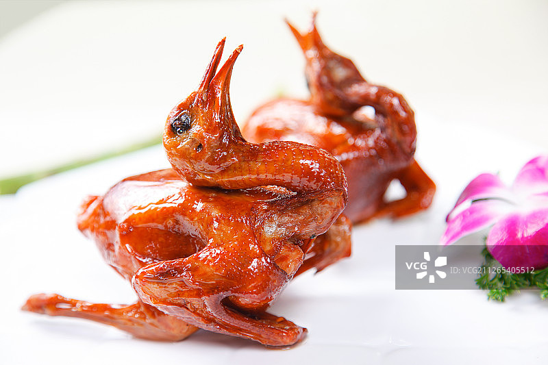 红烧乳鸽图片素材