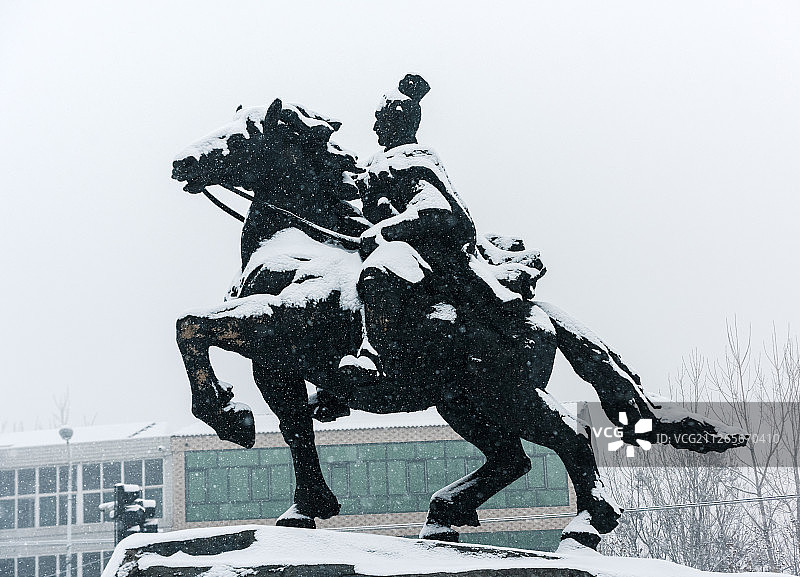 雪中的汉光武帝刘秀图片素材