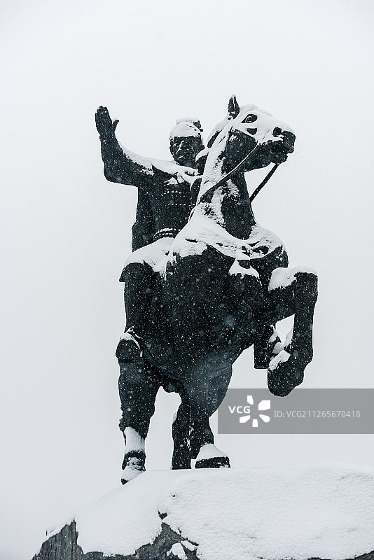 雪中的汉光武帝刘秀图片素材