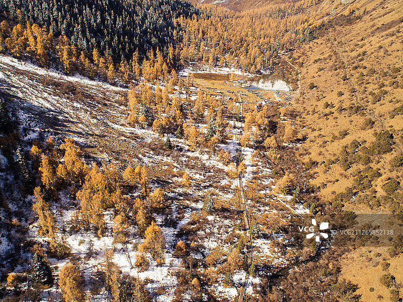 四川省阿坝州小金玛嘉沟风光图片素材
