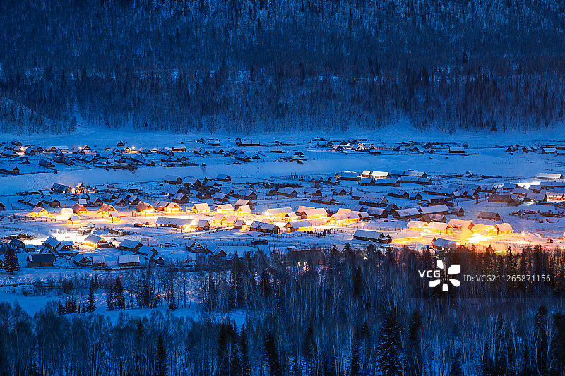 新疆冬季禾木雪景-5图片素材