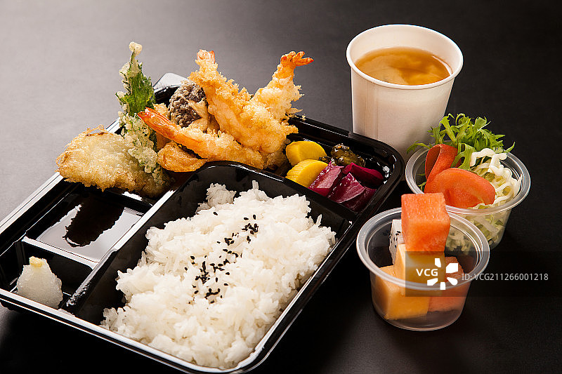快餐定食米饭海鲜套餐图片素材