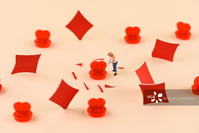 情人节主题纸牌人偶创意图片素材
