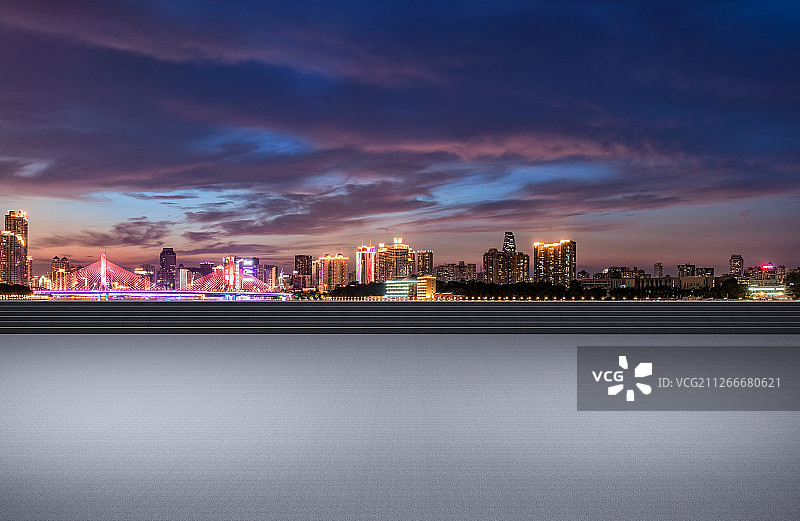 广州商务城市天际线建筑经济地面路面风景道路汽车广告背景图图片素材