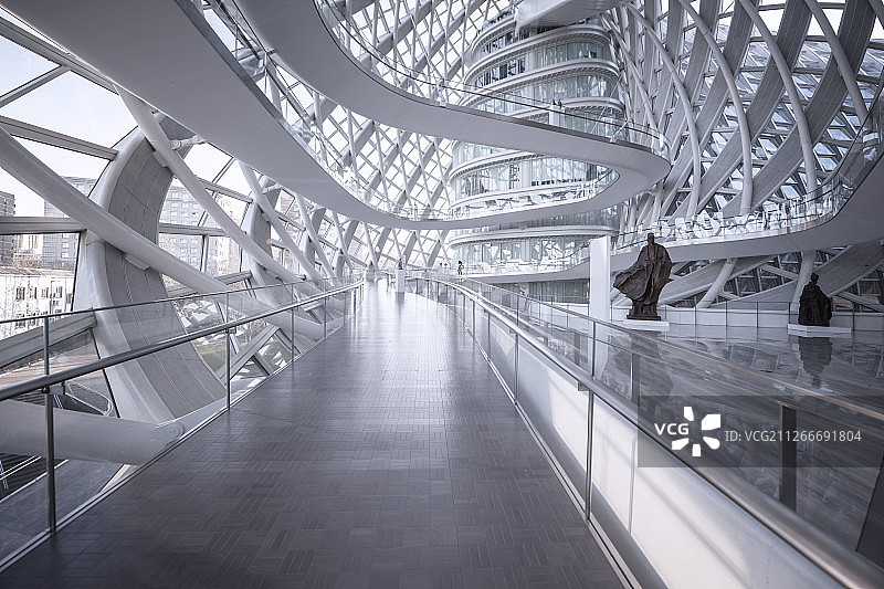 凤凰传媒中心简约现代设计大厅内部图片素材