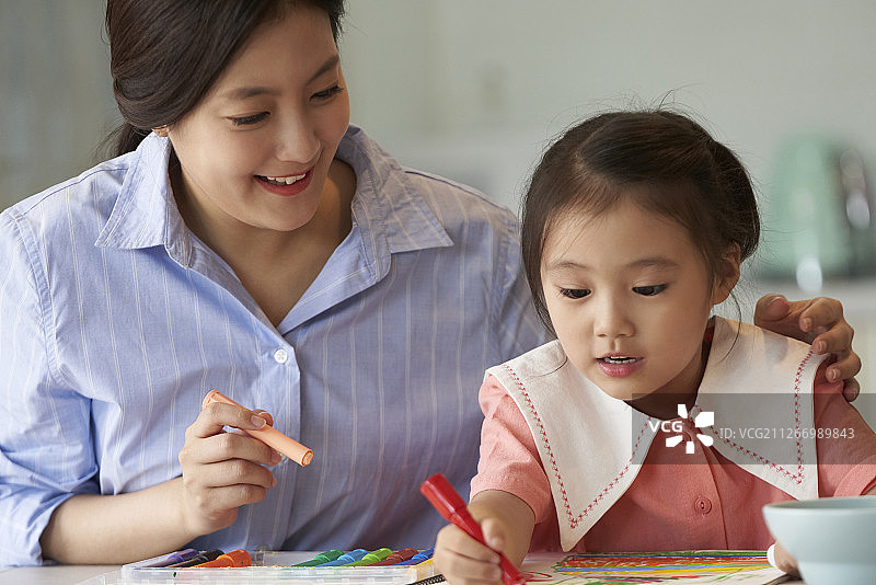 父母和孩子图片素材