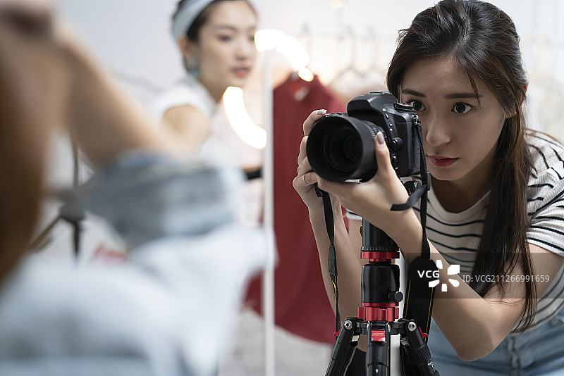 影棚拍摄图片素材
