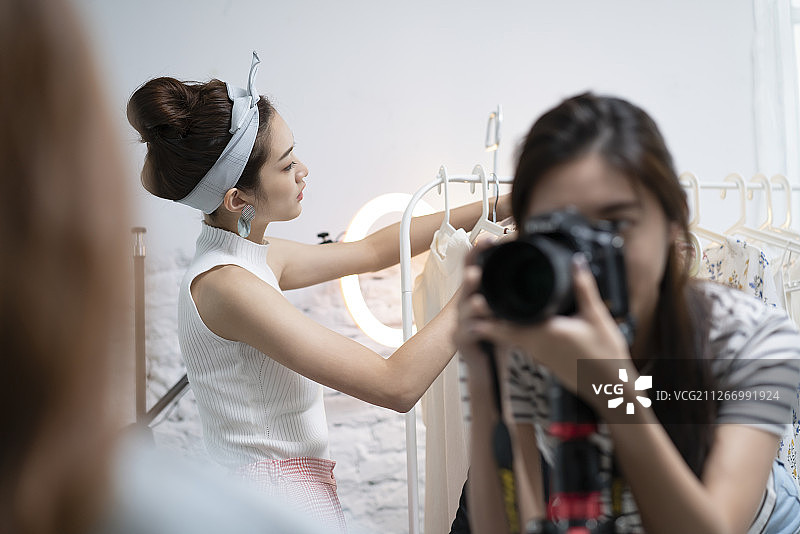 影棚拍摄图片素材