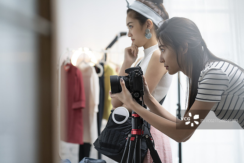 影棚拍摄图片素材