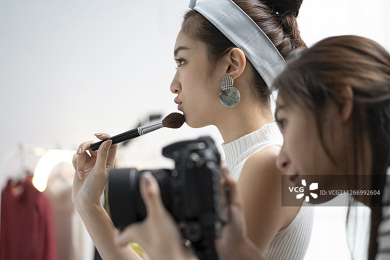 影棚拍摄图片素材