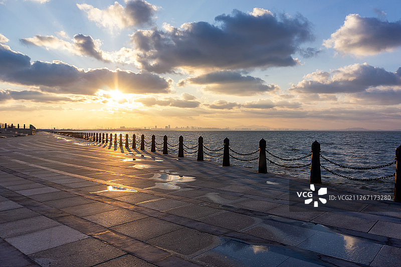 滨海广场日落时分图片素材