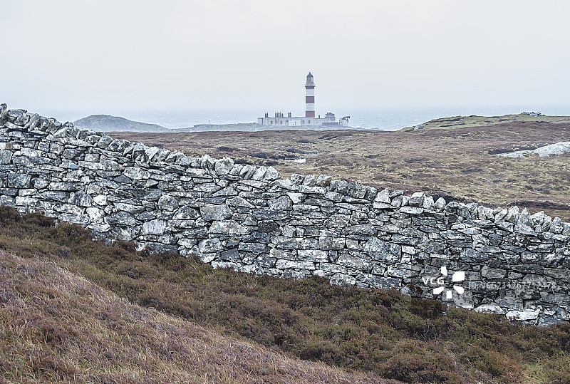 苏格兰斯卡尔佩岛上的灯塔图片素材