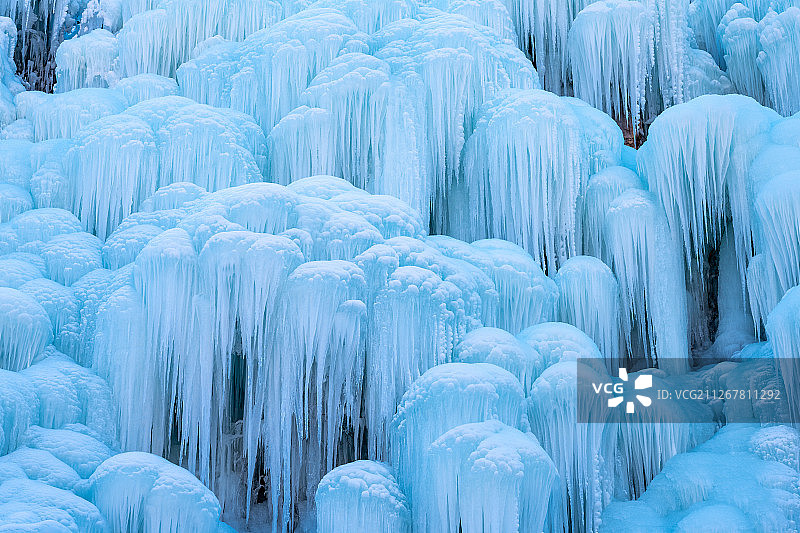 冬季冰瀑图片素材