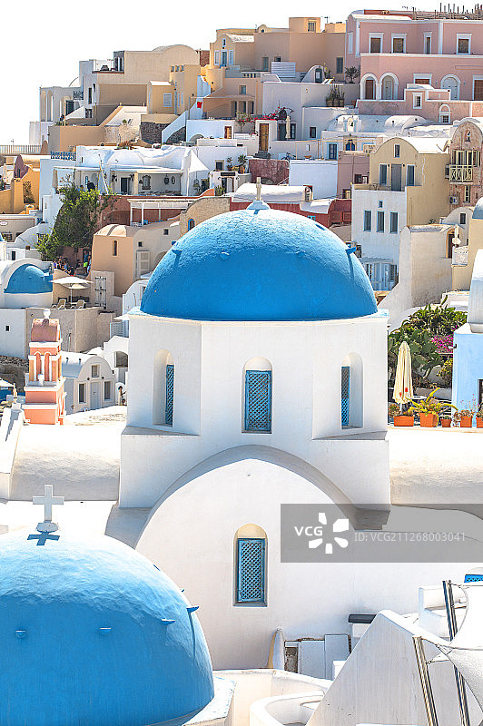 希腊圣托里尼的圆顶教堂建筑图片素材