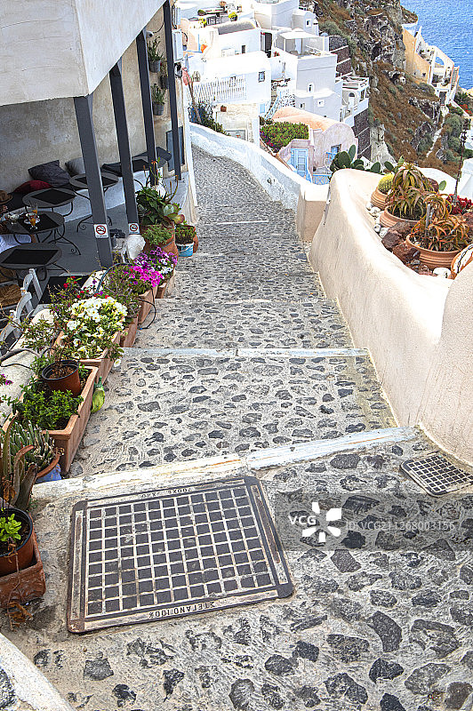 希腊圣托里尼的阶梯道路图片素材