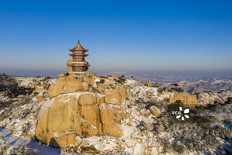 初雪九仙山图片素材