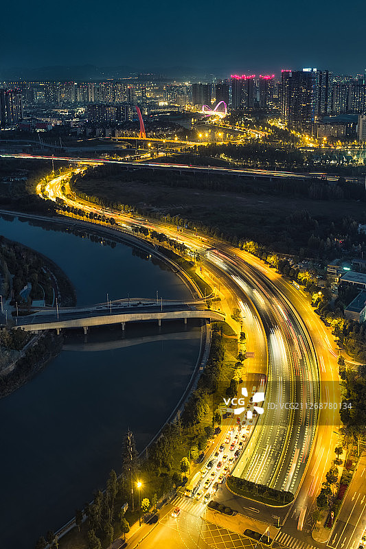 成都南城的夜景，s曲线，金蛇狂舞图片素材