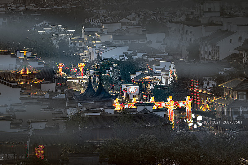 秦淮河畔夜晚风光图片素材