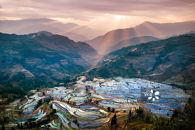 元阳梯田老虎嘴景区图片素材