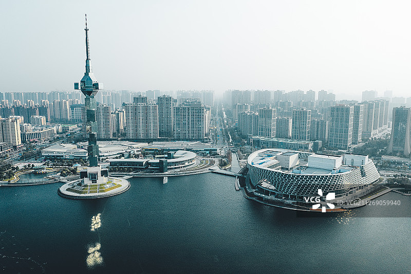 青调聚龙湖+江苏省盐城市盐都区新都街道聚龙湖公园图片素材