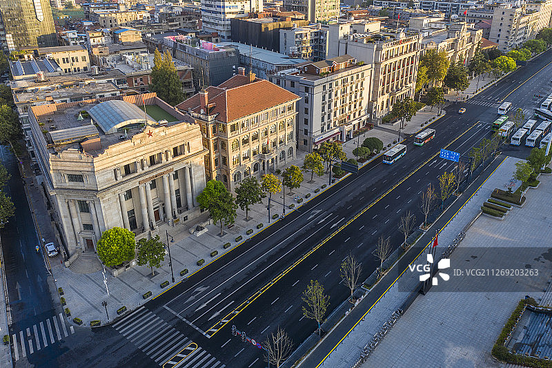 武汉 江滩 沿江大道 建筑群 航拍图片素材